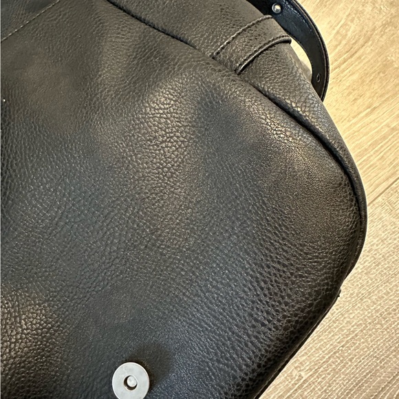 Matt & Nat Purse - Picture 4 of 6